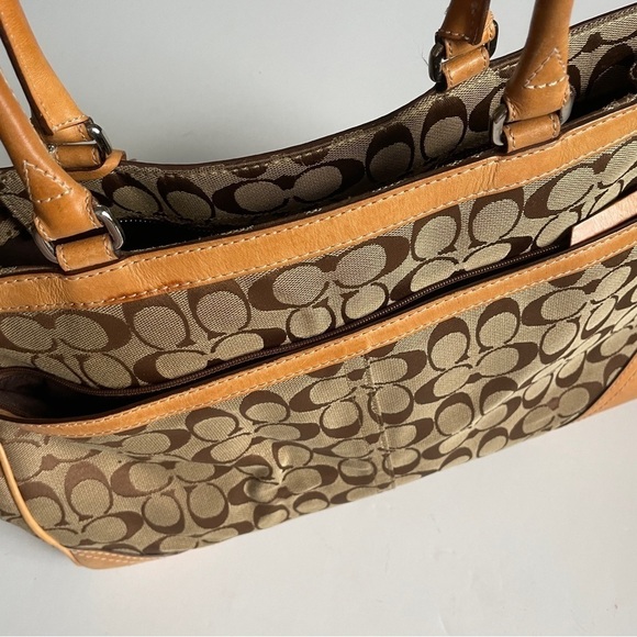 Coach Brown Signature Logo Tassle Purse Large - Picture 7 of 14